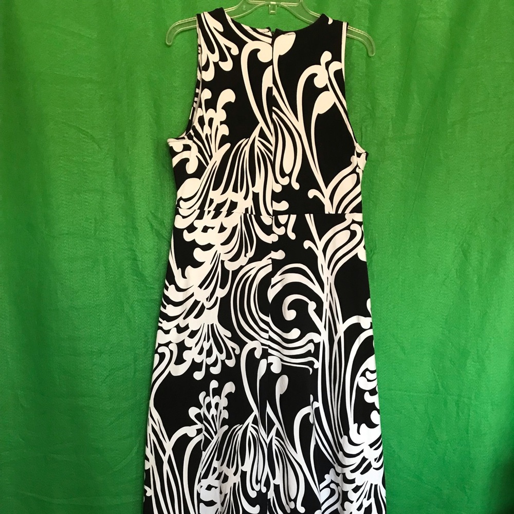 Talbots sleeveless black and white design midi dress